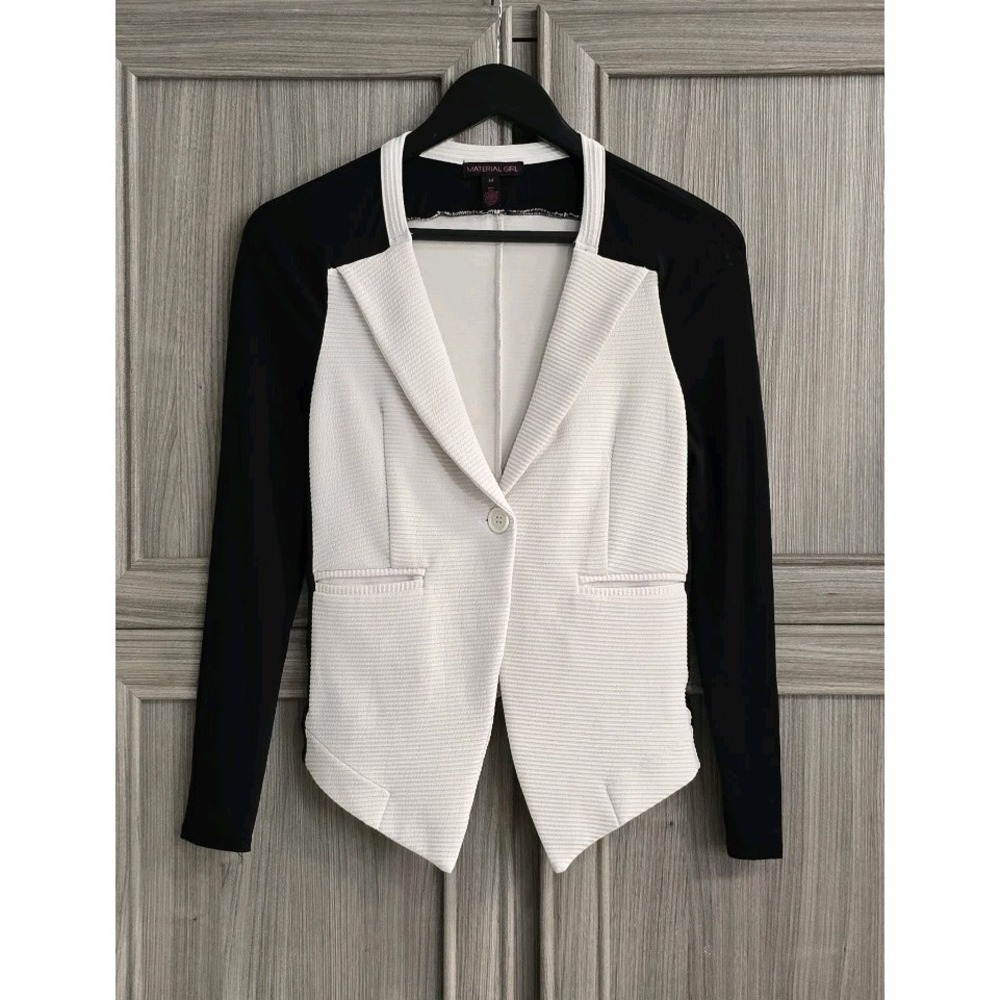 Material Girl LS Sheer Arm Vest Style Womens Blouse White/Black Size Medium
